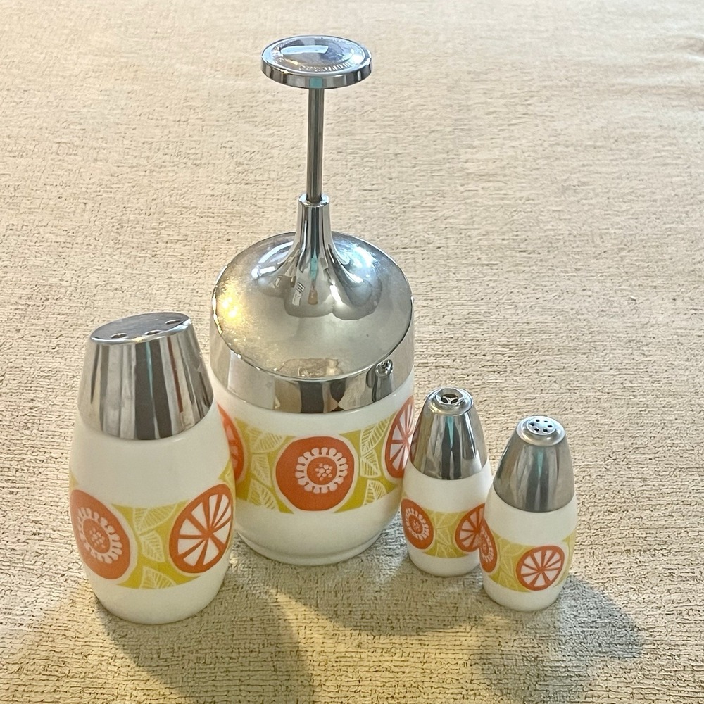 Vintage‎ Gemco Chopper Sugar Salt & Pepper Set Orange & Yellow Mod Retro Citrus